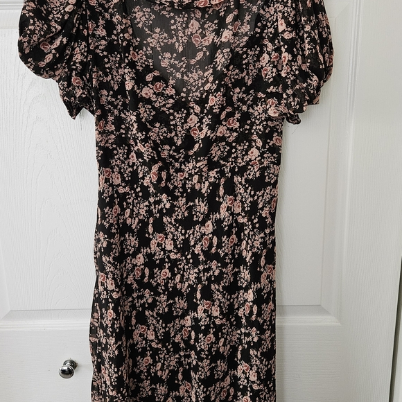 SHEIN Black Floral Puff-Sleeve Midi Dress with Side Slit - Picture 3 of 4